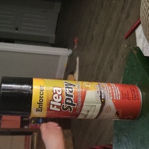 NWOT Flea spray